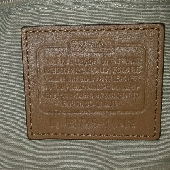 Authentic Coach purse - Picture 4 of 8